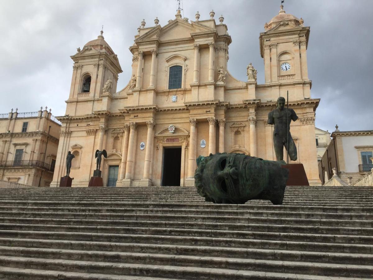Love At First Sight Noto Buitenkant foto