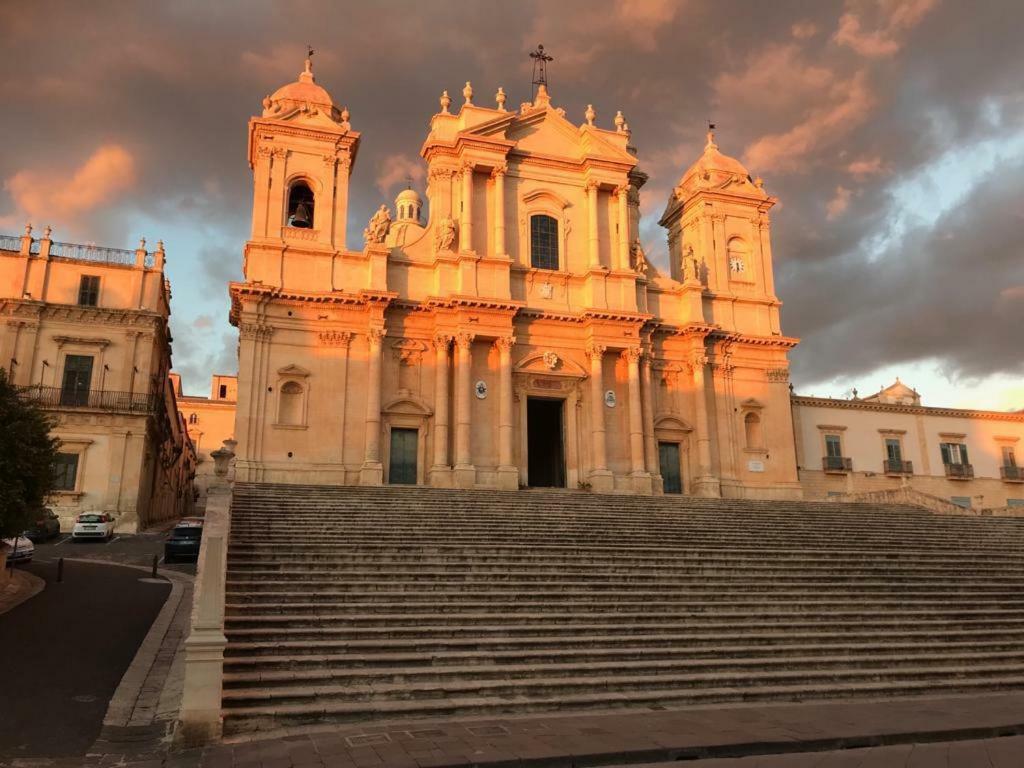 Love At First Sight Noto Buitenkant foto